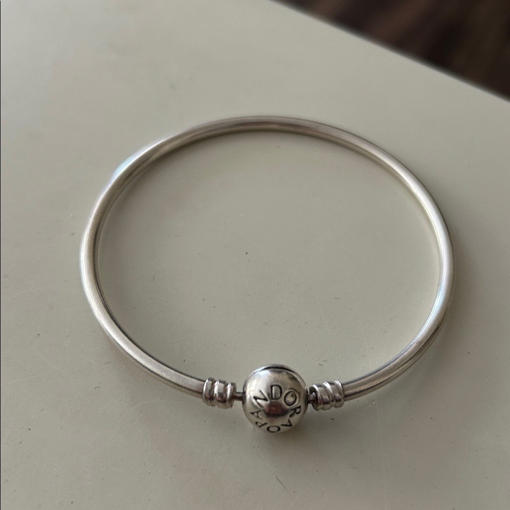 Pandora Bracelets Silver Tone Bangle Bracelet Set of 3 with original charms - Picture 8 of 8